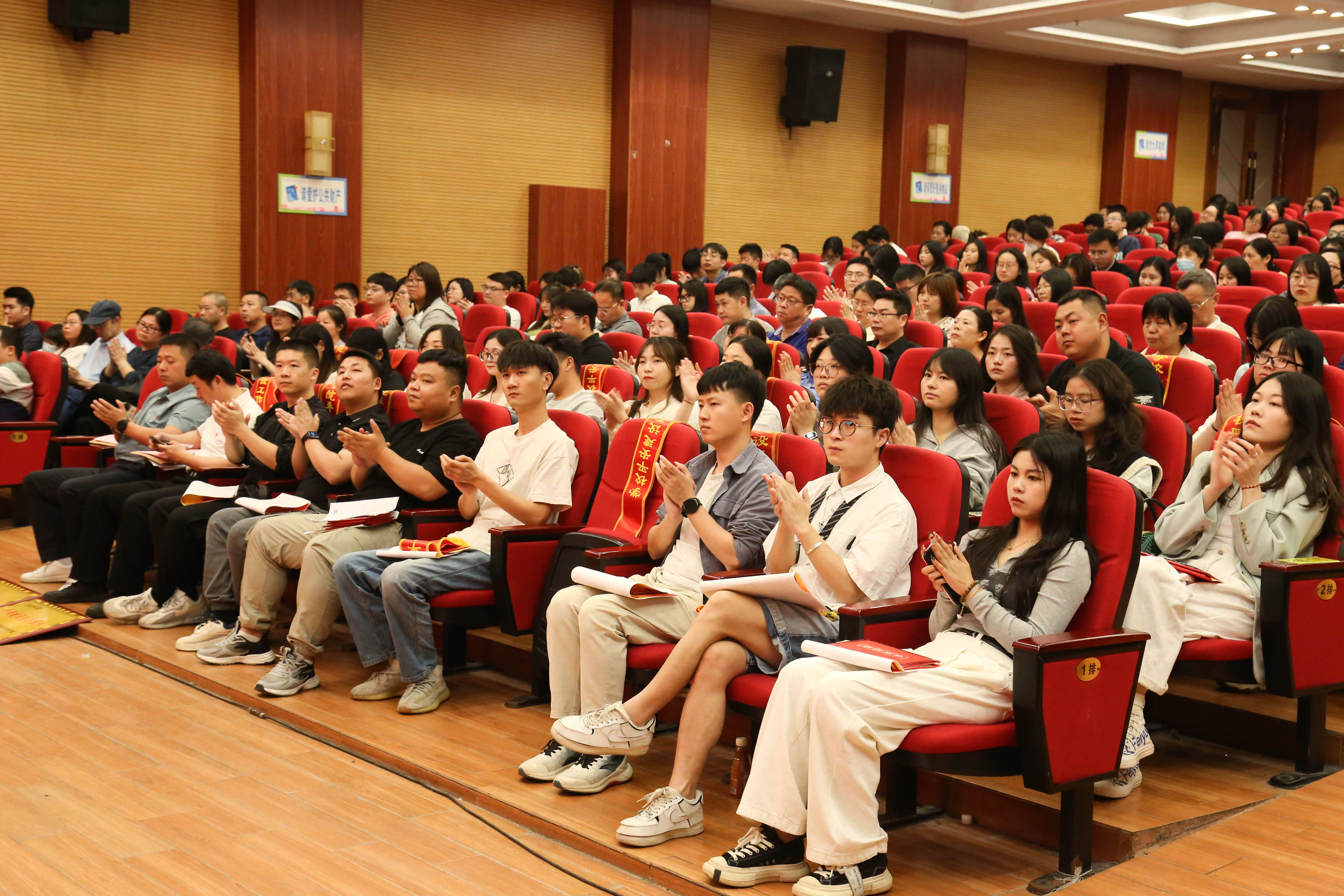 1715301809484978.jpg 1715301809484978.jpg