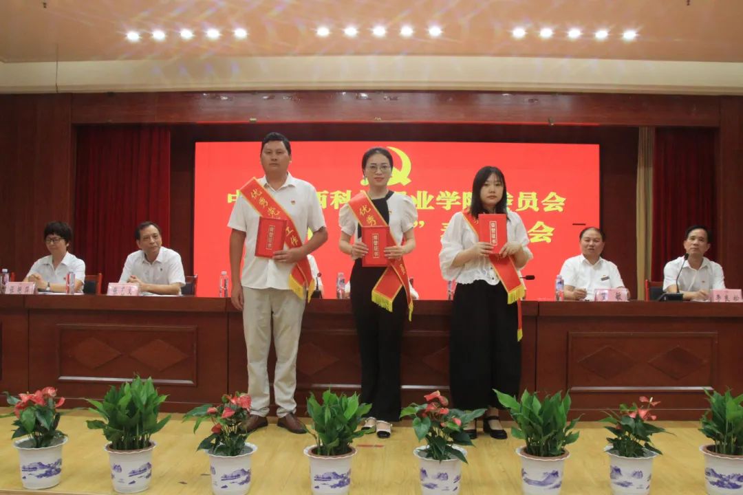 1726102359835849.jpg 1726102359835849.jpg