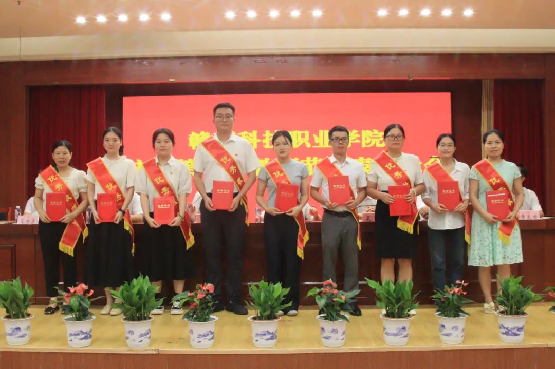 1726102530490505.jpg 1726102530490505.jpg