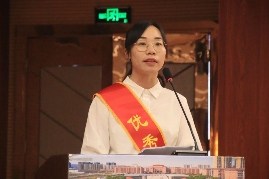 1726102715645502.jpg 1726102715645502.jpg