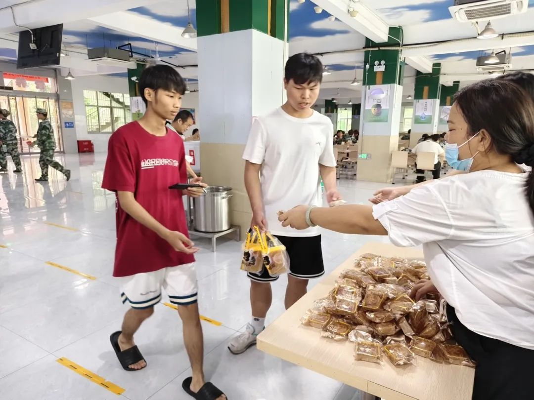 1726626592366017.jpg 1726626592366017.jpg