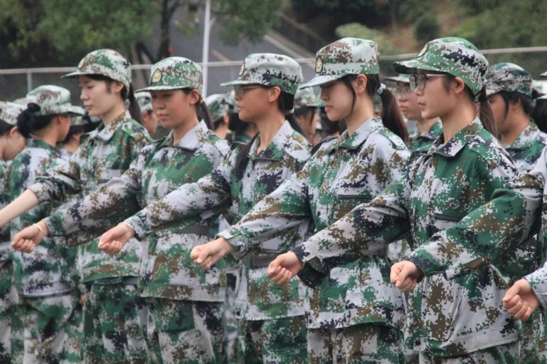 1727137377994159.jpg 1727137377994159.jpg