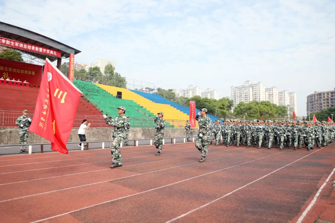 1727505828614257.jpg 1727505828614257.jpg