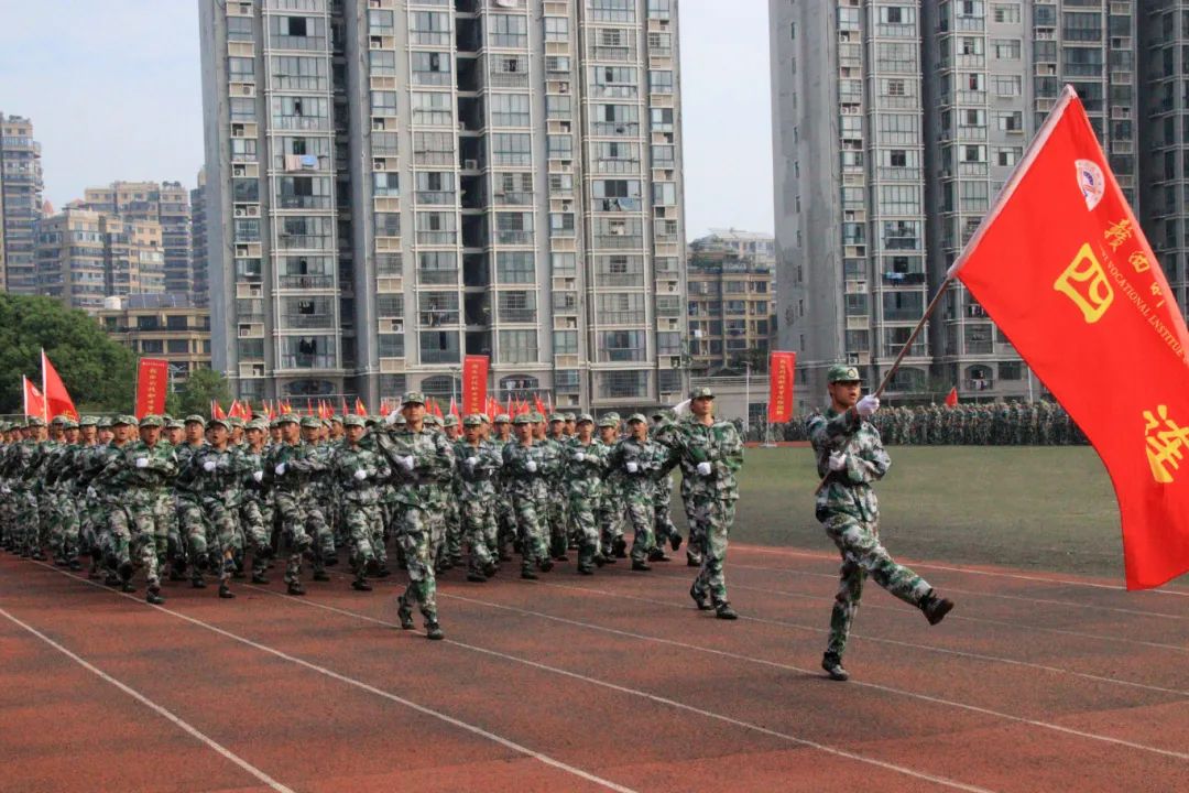 1727505835423361.jpg 1727505835423361.jpg