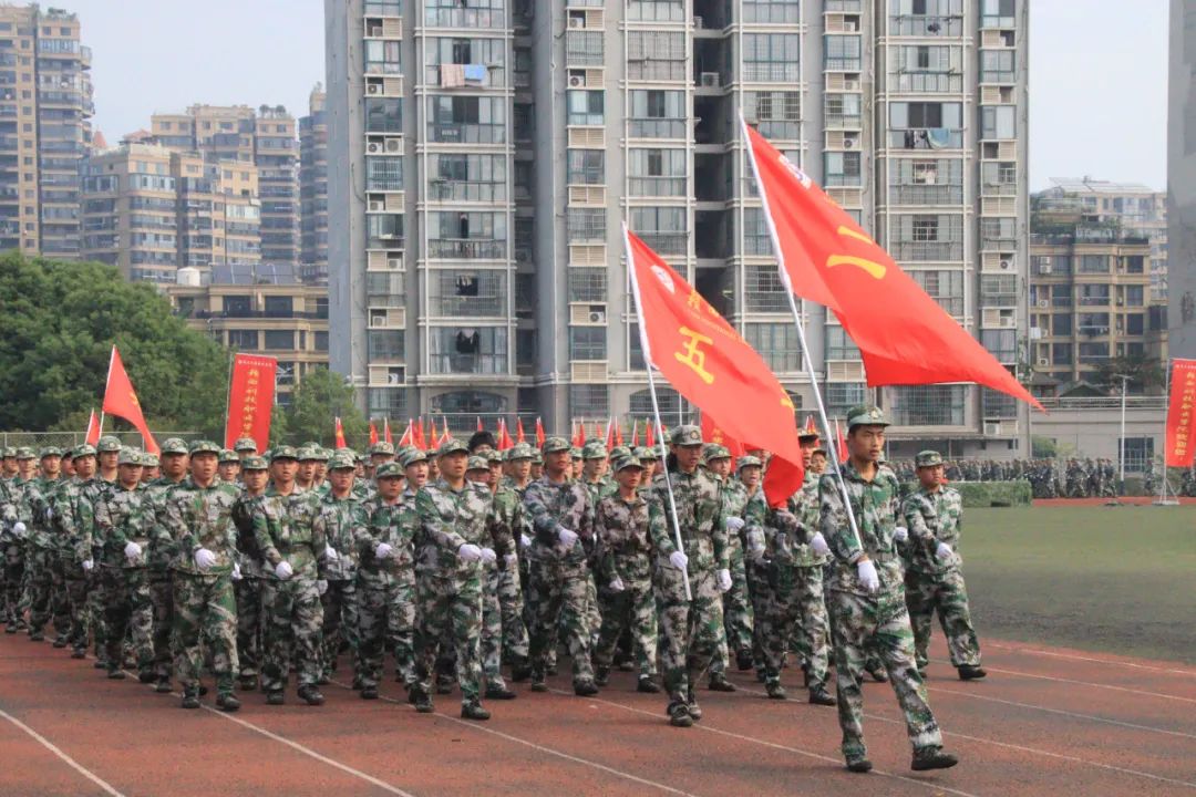 1727505870965332.jpg 1727505870965332.jpg