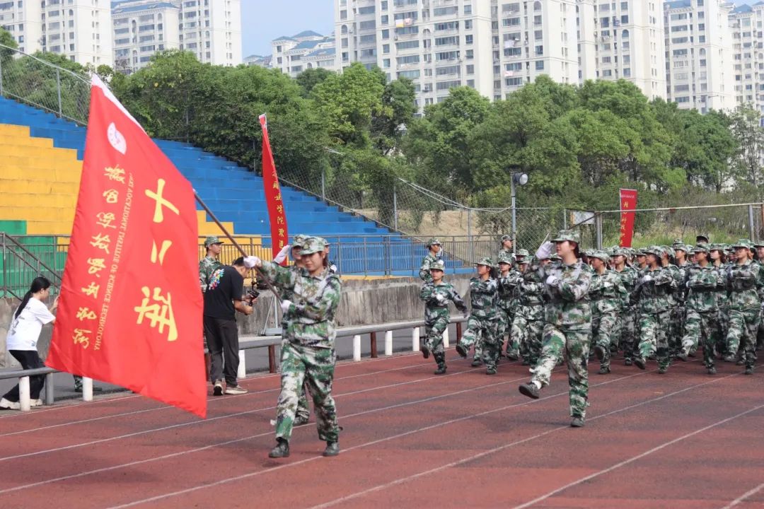 1727505967740167.jpg 1727505967740167.jpg