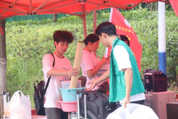 1758161018360167.jpg 1758161018360167.jpg