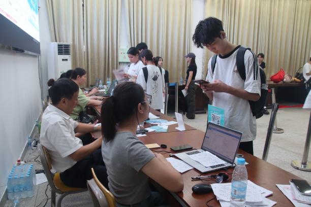 1758177310790809.jpg 1758177310790809.jpg