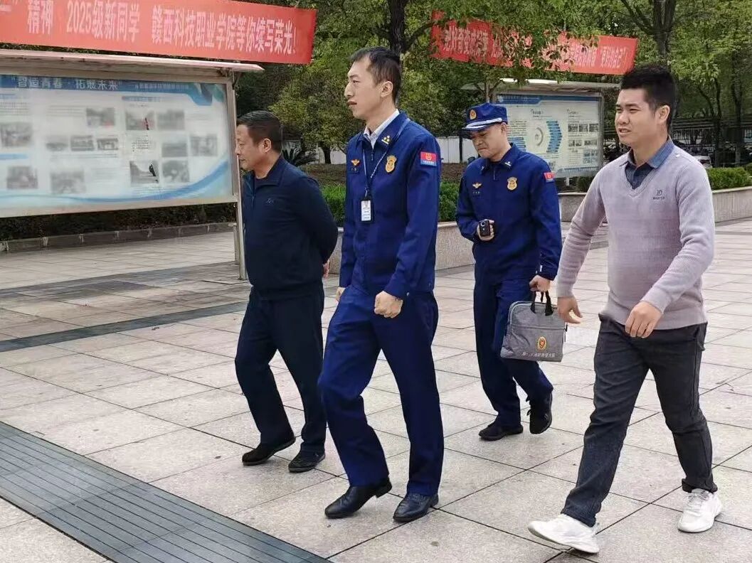 1763456200997558.jpg 1763456200997558.jpg