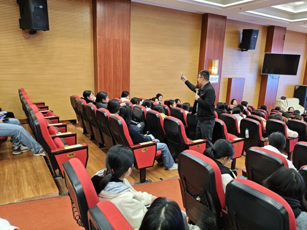 1763948189928410.jpg 1763948189928410.jpg