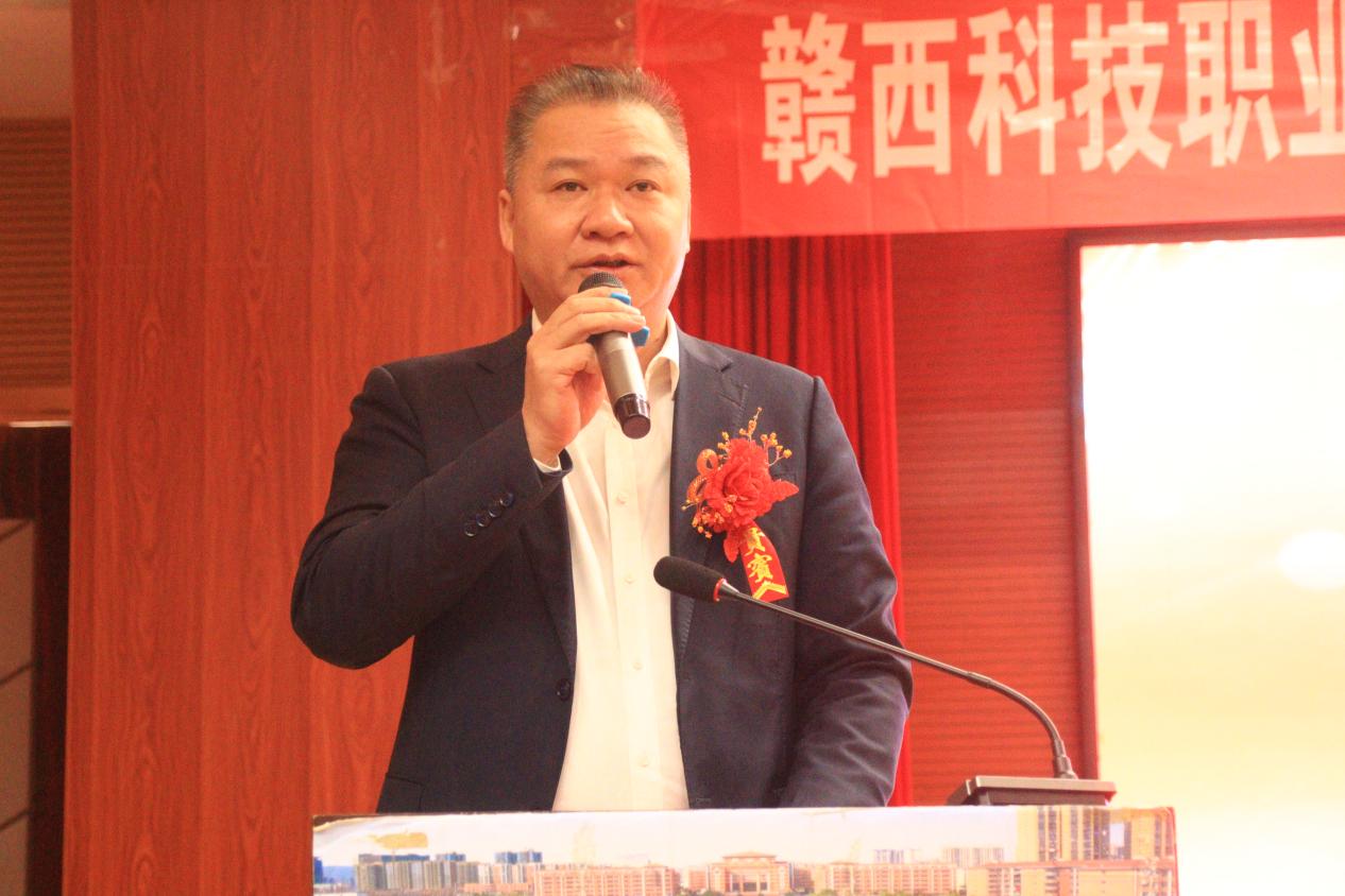 1763949646555184.jpg 1763949646555184.jpg