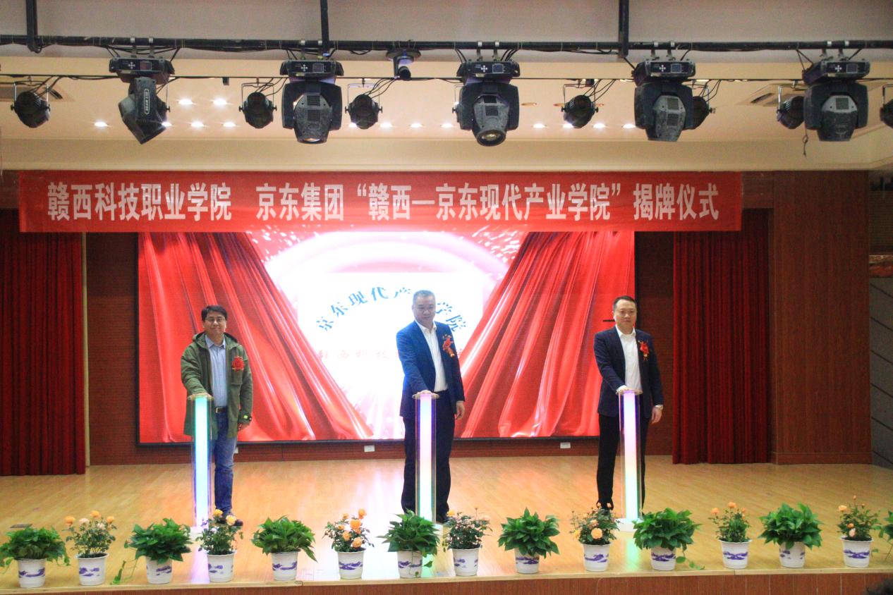 1763949687294347.jpg 1763949687294347.jpg