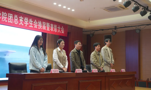 1764035882197520.png image.png